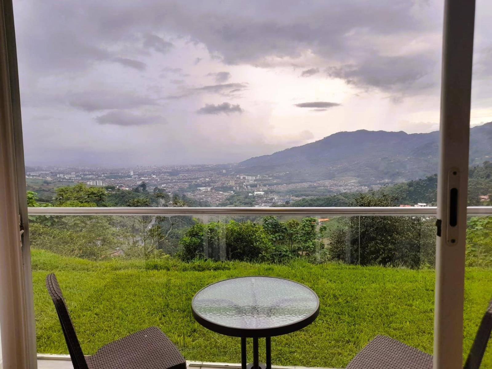 Hotel Entre Lomas Санта-Роса-де-Кабаль Екстер'єр фото
